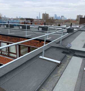 Acorn Estate, Southwark. Flat roofing refurbishment – built-up felting
