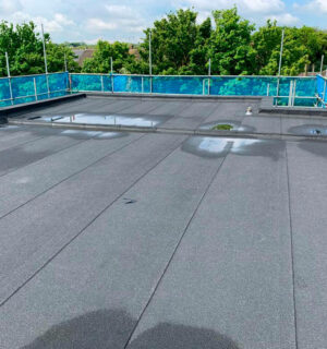 Hannover Drive, Basildon. Flat roofing refurbishment – built-up felting.