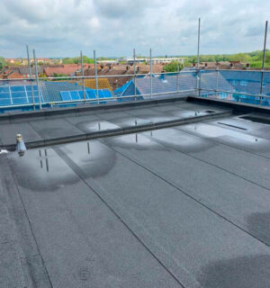Hannover Drive, Basildon. Flat roofing refurbishment – built-up felting.